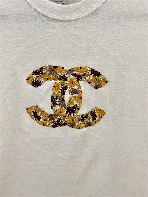 chanel embroidered t shirt